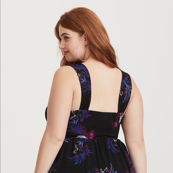 NWT Torrid Black Bouquet Jersey Knit Tank - Picture 3 of 6